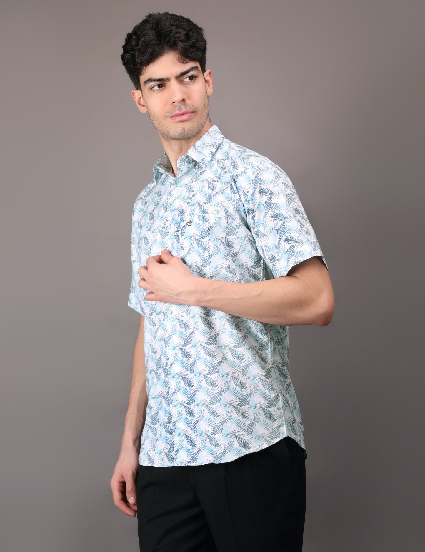 Palm blue